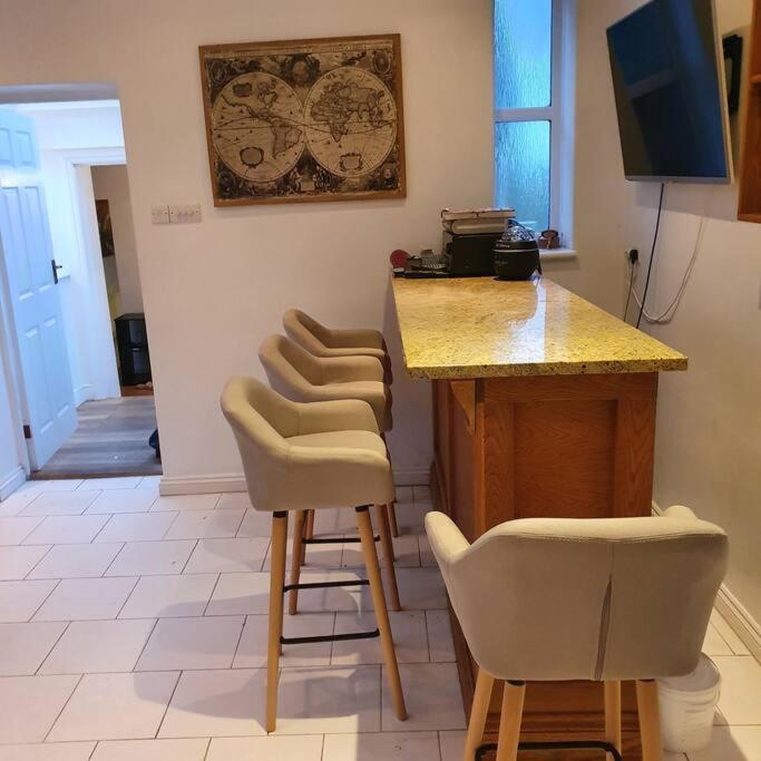 Country Manor House With Indoor Pool And Hot Tub Villa Rochester  Eksteriør bilde