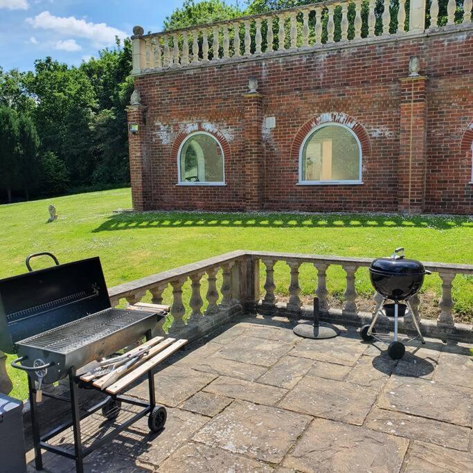 Country Manor House With Indoor Pool And Hot Tub Villa Rochester  Eksteriør bilde